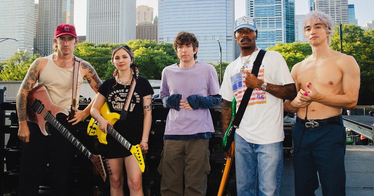 Turnstile anuncian NEVER ENOUGH: VERSIONS, una reinterpretación de su álbum con Elton John, Dying Fetus y un cartel de lujo Turnstile anuncian NEVER ENOUGH: VERSIONS, una reinterpretación de su álbum con Elton John, Dying Fetus y un cartel de lujo